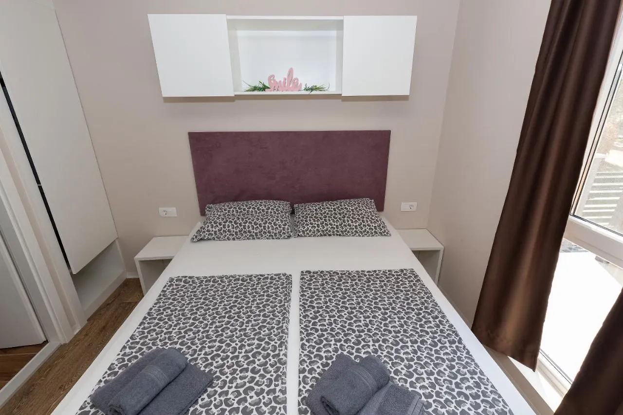 Ferienhaus Villa Mobile House Kastanjola Weißenburg